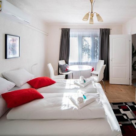 Free Parking Riverwalk Home - 4 Ppl,Wi-Fi,Ac, Tv 부다페스트 외부 사진