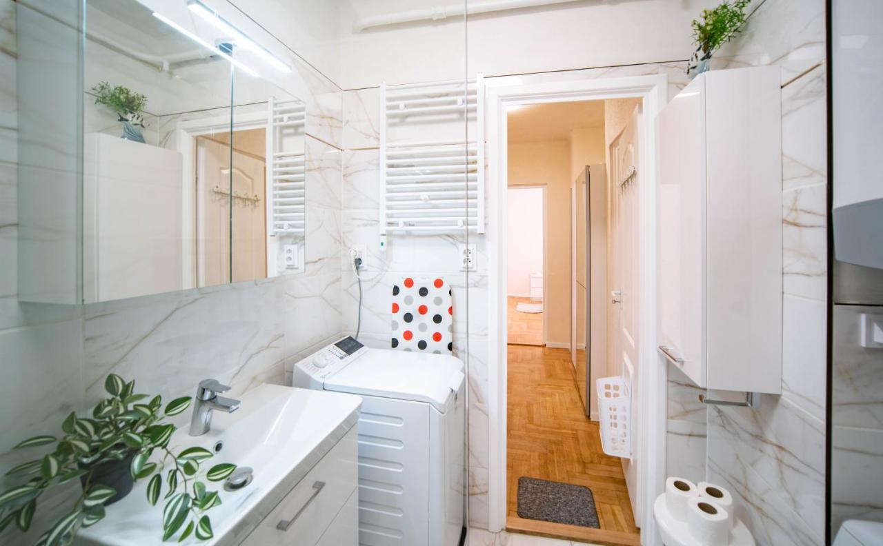 Free Parking Riverwalk Home - 4 Ppl,Wi-Fi,Ac, Tv 부다페스트 외부 사진