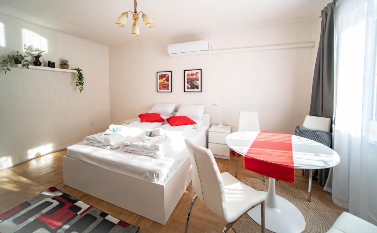 Free Parking Riverwalk Home - 4 Ppl,Wi-Fi,Ac, Tv 부다페스트 외부 사진