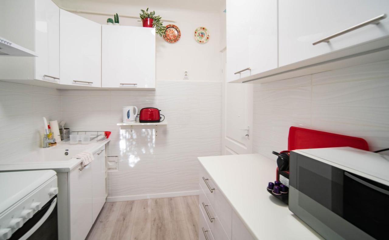 Free Parking Riverwalk Home - 4 Ppl,Wi-Fi,Ac, Tv 부다페스트 외부 사진